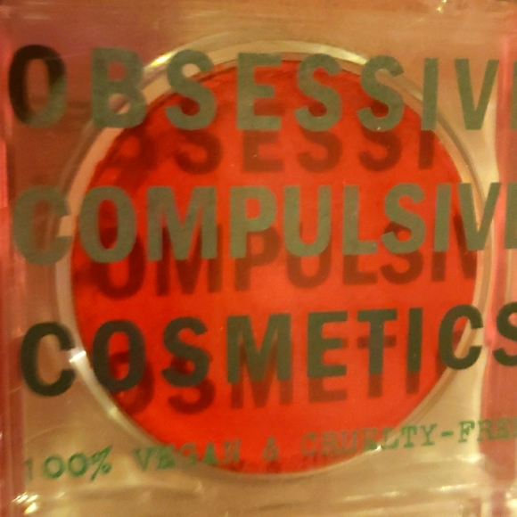 💙🧚♀️DISTRICT Obsessive Compulsive Cosmetics DISCONT. Creme Colour NWT - Picture 5 of 5